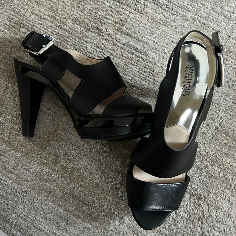 Michael kors! Like new! With box! Black Carla platform